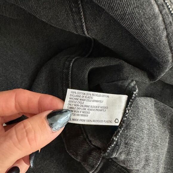 Future Collective Kahlana Barfield Black Denim Dress Size 2 - Picture 5 of 5